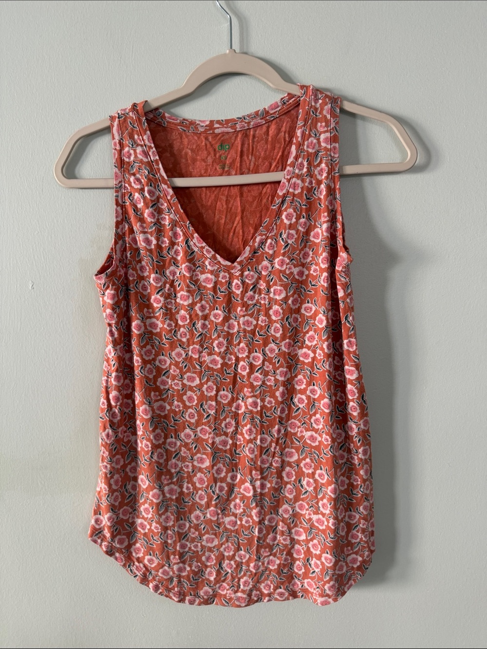 dip Floral V-Neck Tank Top - Coral Pink